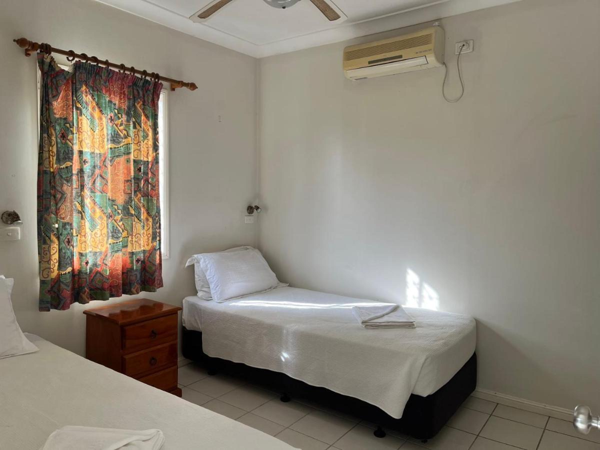 Tradewinds Villas بورت فيلا المظهر الخارجي الصورة
